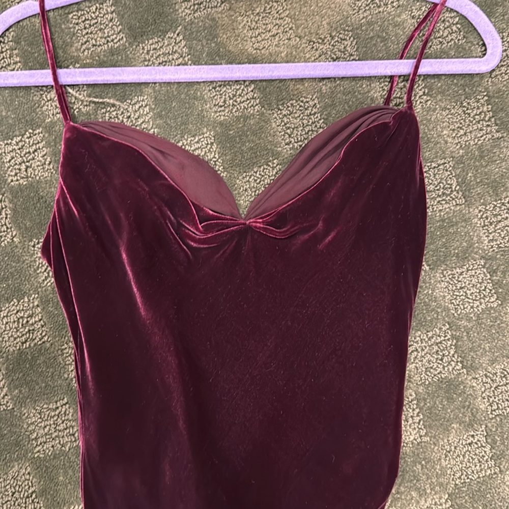 Burgundy Carmen Marc Valvo gown size 6